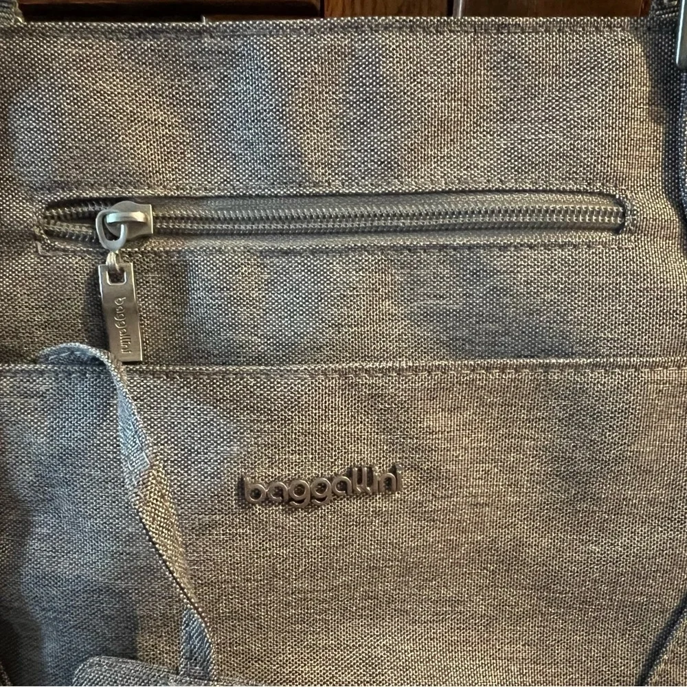 NWT Baggallini Gray Avenue Tote Bag Lightweight Washable